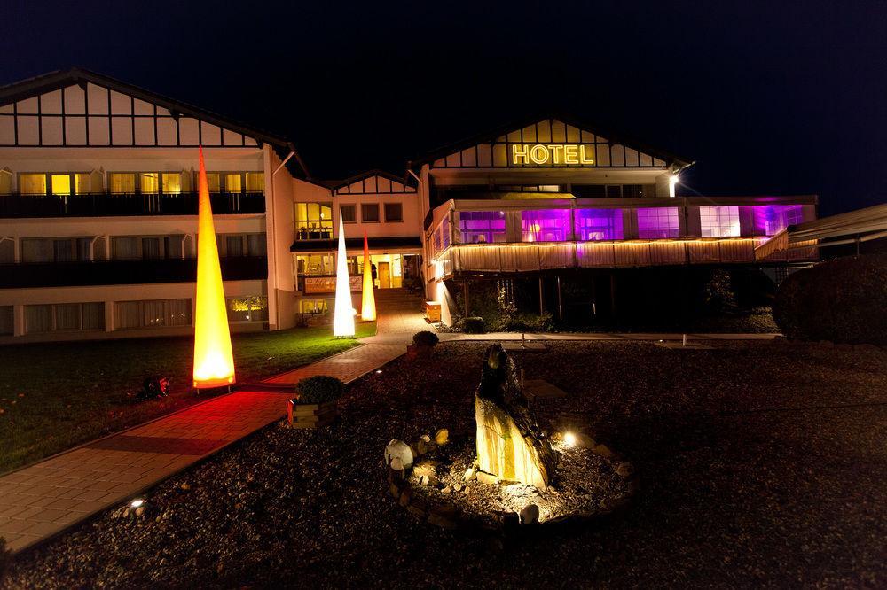 Hotel Restaurant Luedenbach Overath Exterior photo